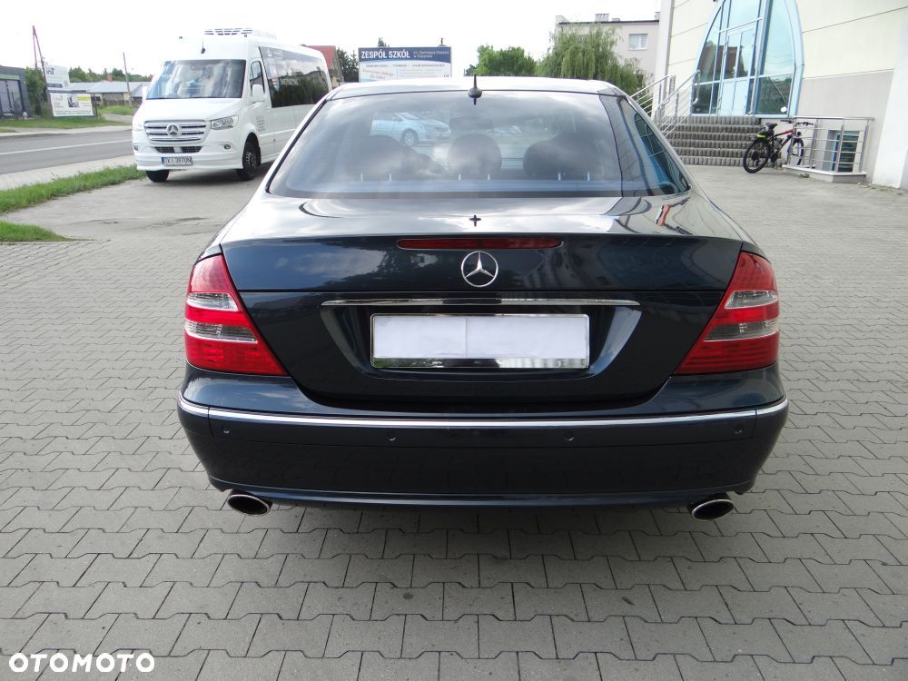 Mercedes-Benz Klasa E 200 Kompressor Avantgarde - 8
