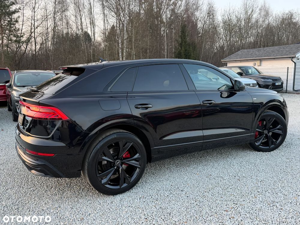 Audi Q8 - 18