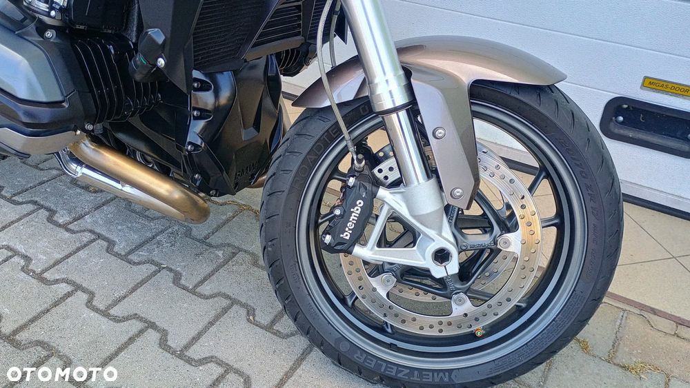 BMW R - 30