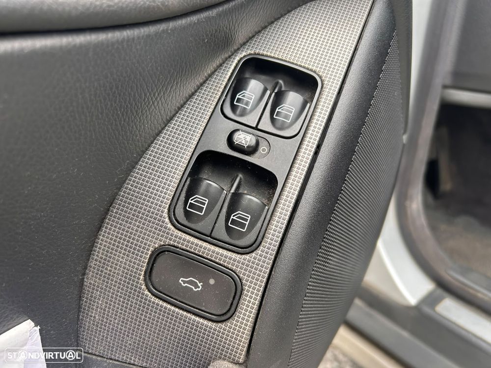 Mercedes-Benz C 200 - 18