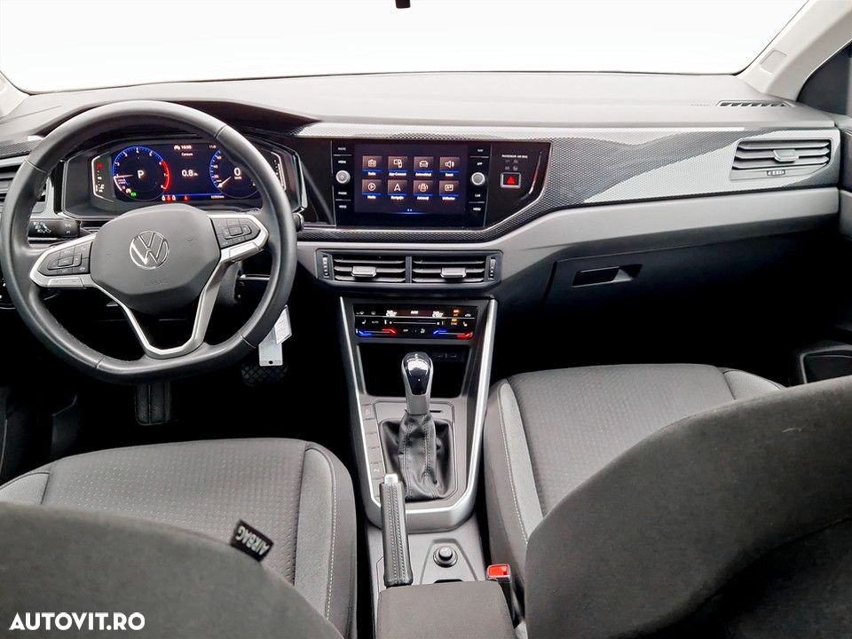 Volkswagen Polo - 12