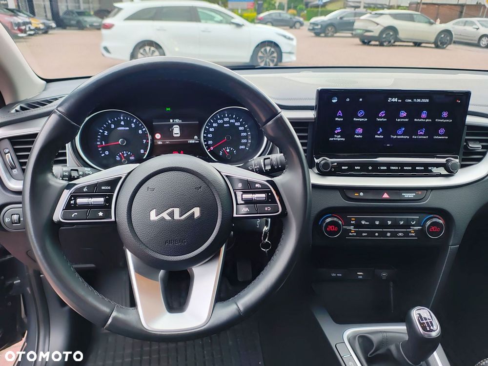 Kia Ceed 1.5 T-GDI M - 13