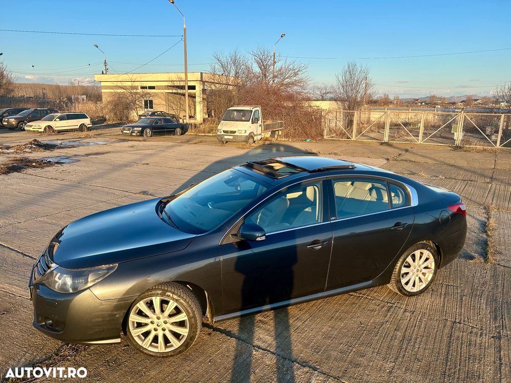 Renault Latitude 2.0 dCi Initiale Aut. - 9