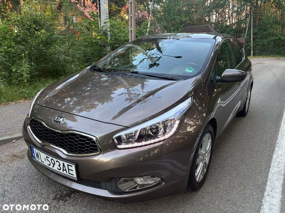 Kia Ceed 1.6 GDI L Business Line - 10