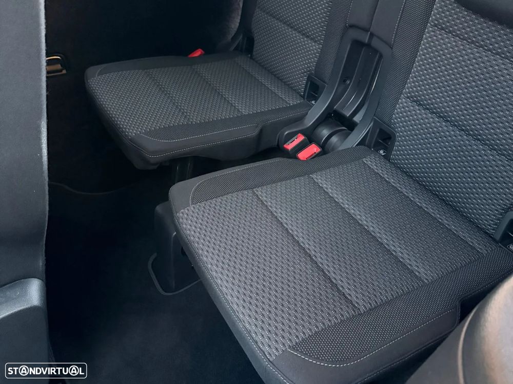 VW Touran 2.0 TDI Confortline - 26