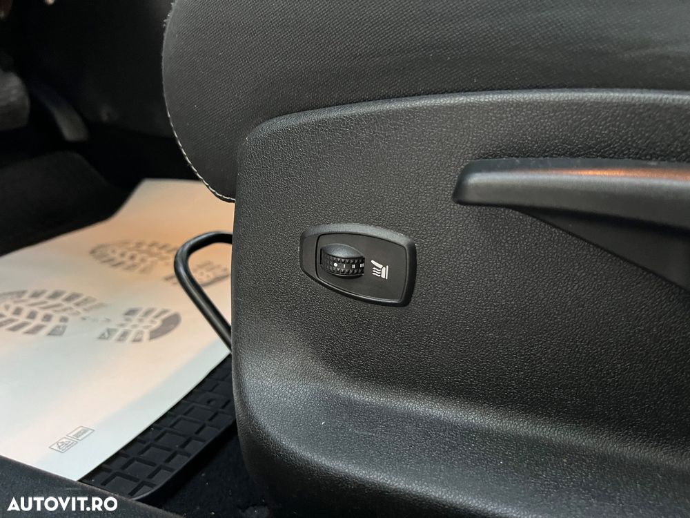 Renault Megane dCi 110 FAP EDC LIMITED - 11