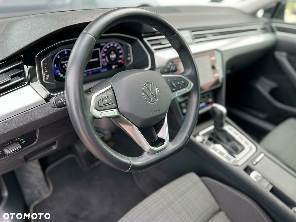 Volkswagen Passat 2.0 TDI EVO Business DSG - 10