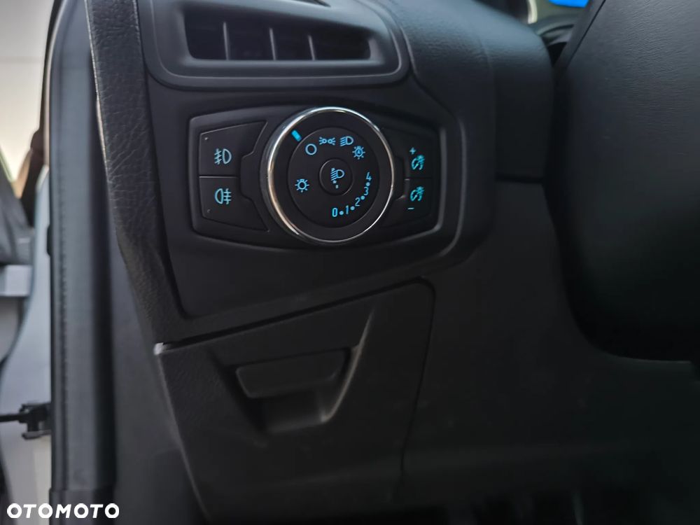 Ford Focus - 16