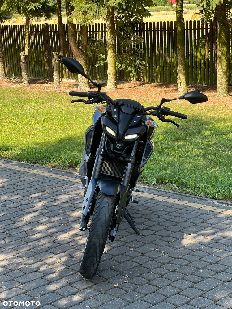 Yamaha MT - 3