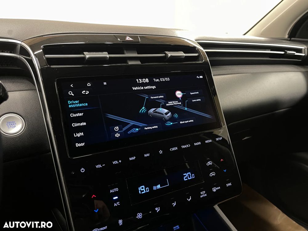 Hyundai Tucson 1.6 CRDi 48V-Hybrid 4WD DCT Trend - 16