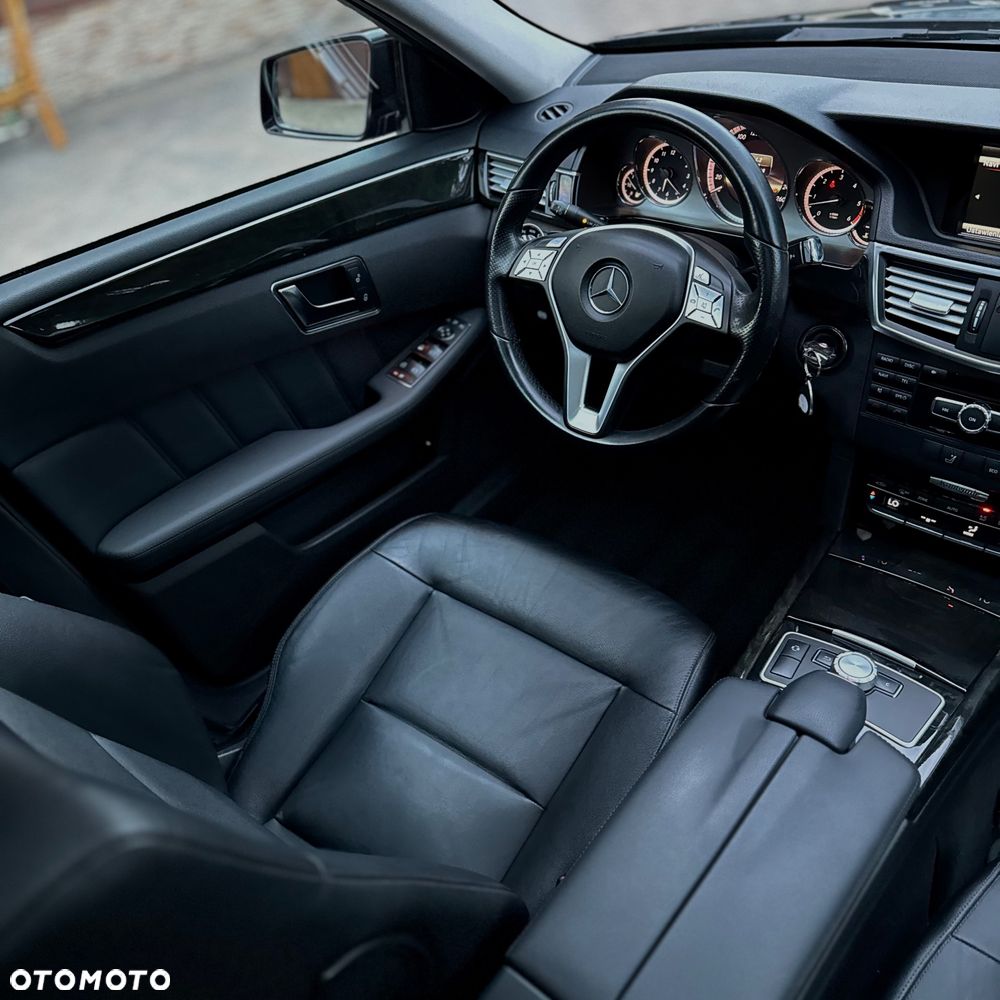 Mercedes-Benz Klasa E - 19