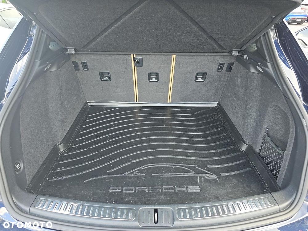 Porsche Macan PDK - 16