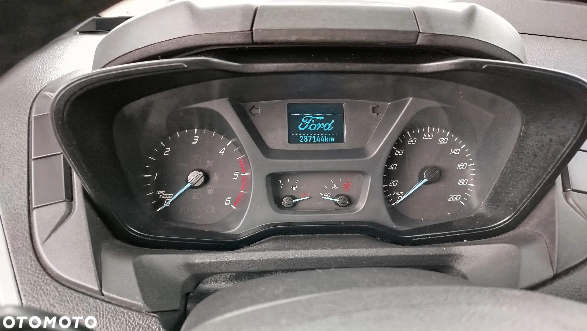 Ford Transit Custom 2.2 TDCi Euro 5 2198ccm - 125KM - 6