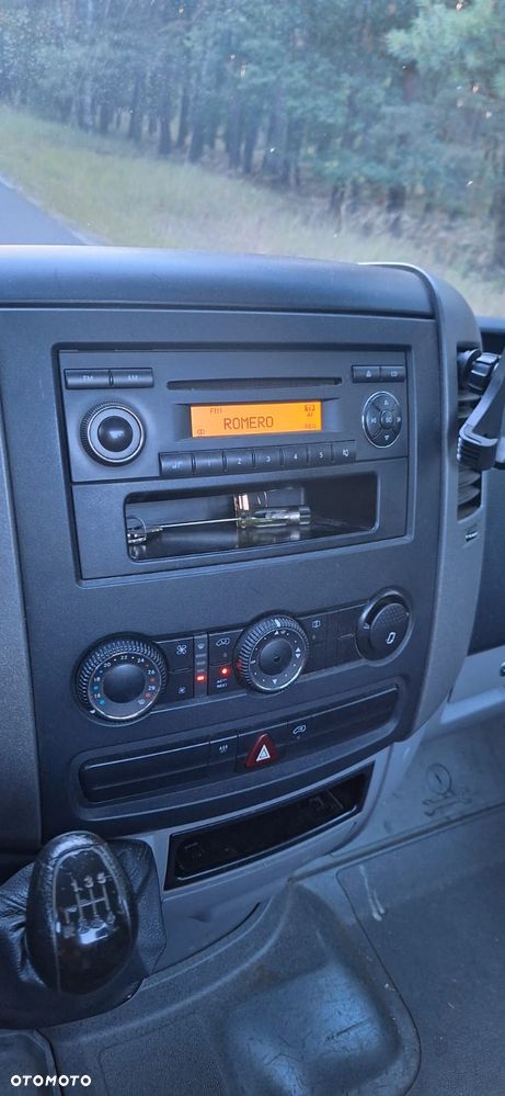 Mercedes-Benz Sprinter - 9