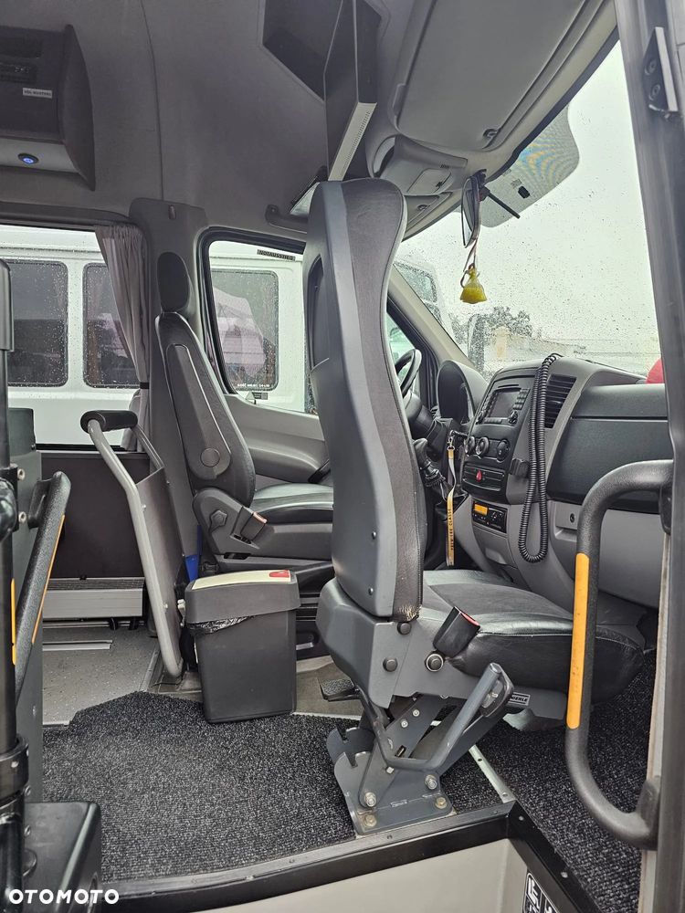 Mercedes-Benz SPRINTER - 9