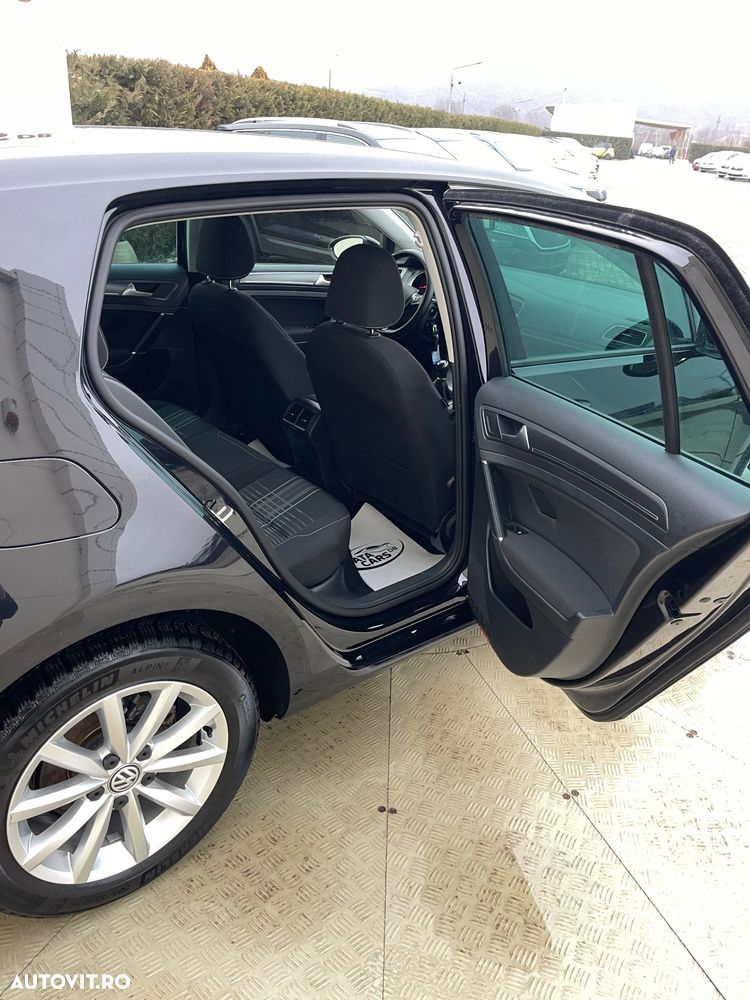 Volkswagen Golf 1.2 TSI BlueMotion Technology Lounge - 24