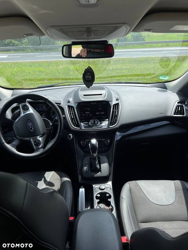 Ford Kuga 2.0 TDCi 4WD Titanium Plus - 14