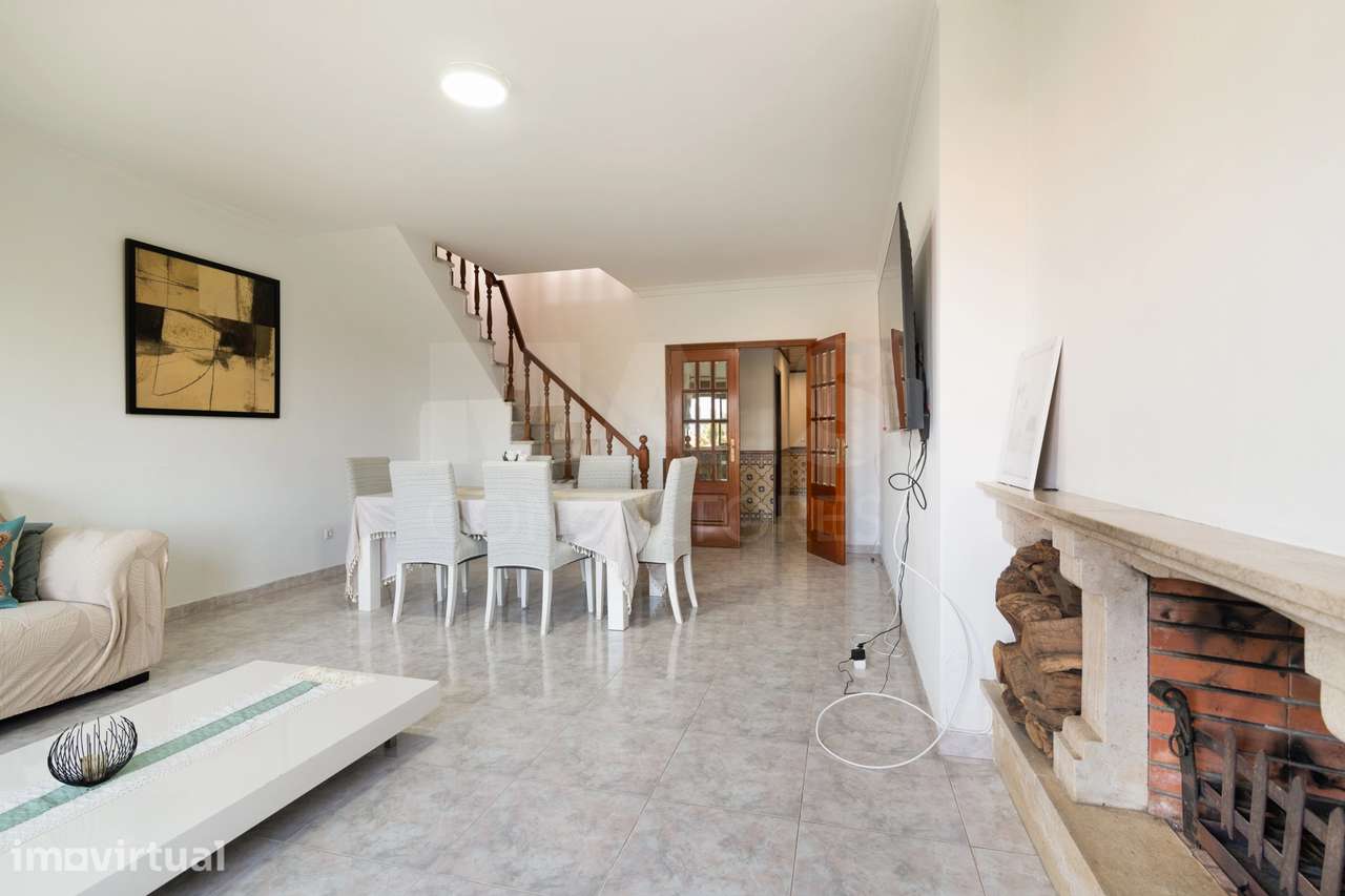 Fabuloso Duplex T5 na Tapada das Mercês - Grande imagem: 3/46
