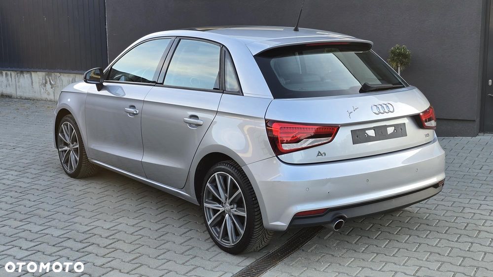 Audi A1 Sportback 1.4 TDI (ultra) S tronic sport - 3