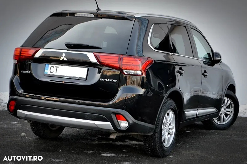 Mitsubishi Outlander 2.2 Litre DI-D AWD Instyle Aut. - 8