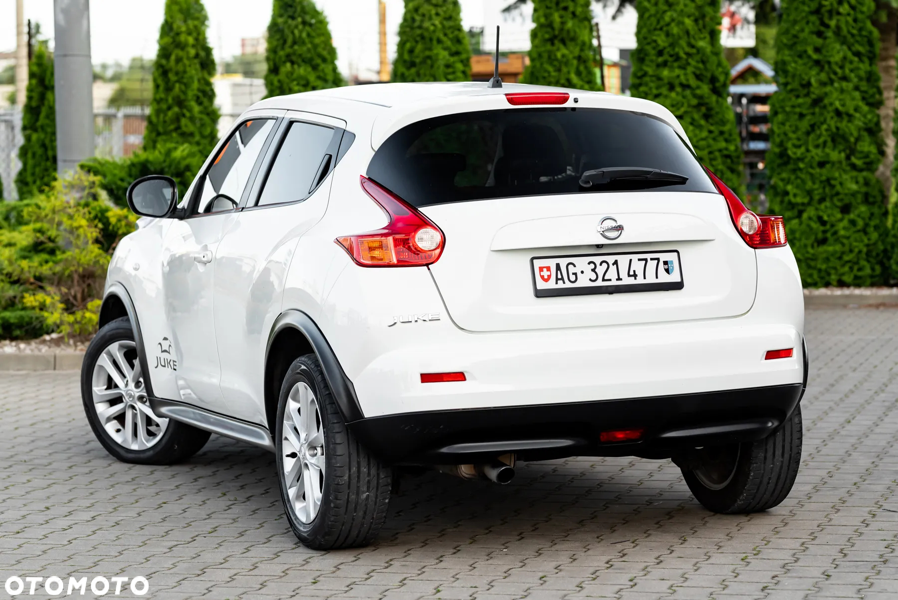 Nissan Juke 1.6 T Shiro - 12