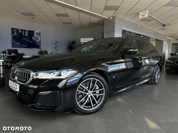 BMW Seria 5 530i xDrive mHEV M Sport sport