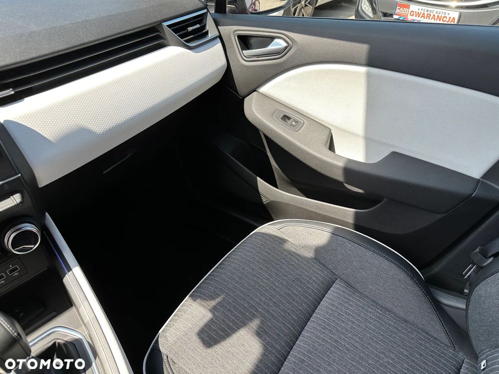 Renault Clio - 18