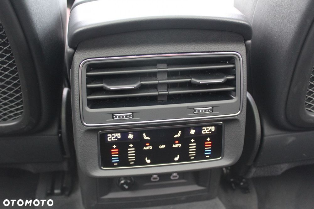 Audi Q7 - 30