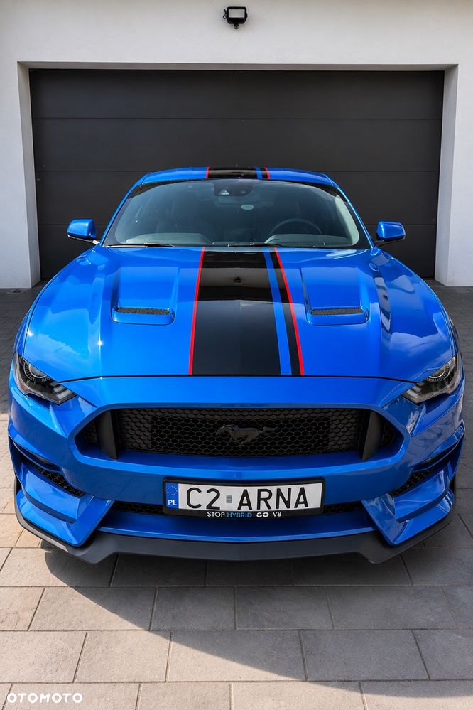 Ford Mustang - 2