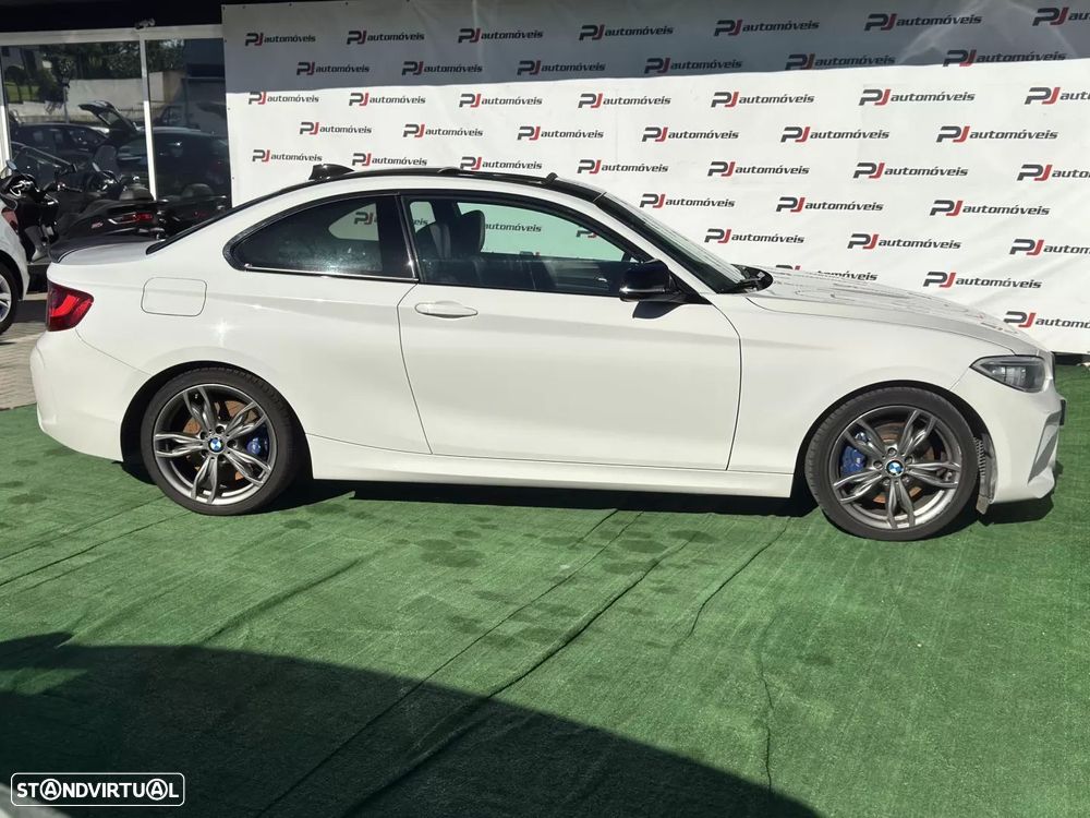 BMW M235i Coupe - 10