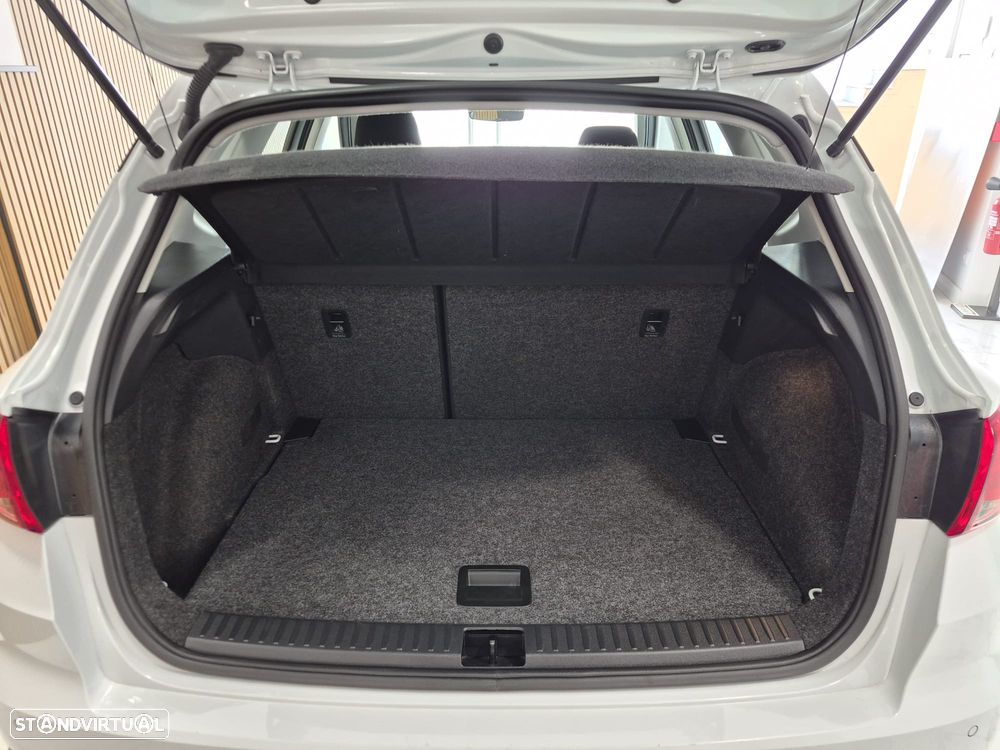 SEAT Arona - 9