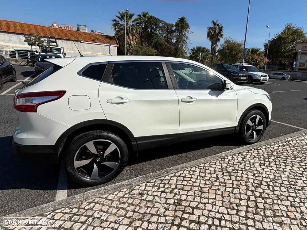 Nissan Qashqai 1.5 dCi 360 - 4