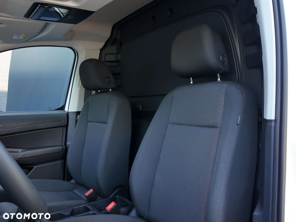 Ford Transit Connect - 23