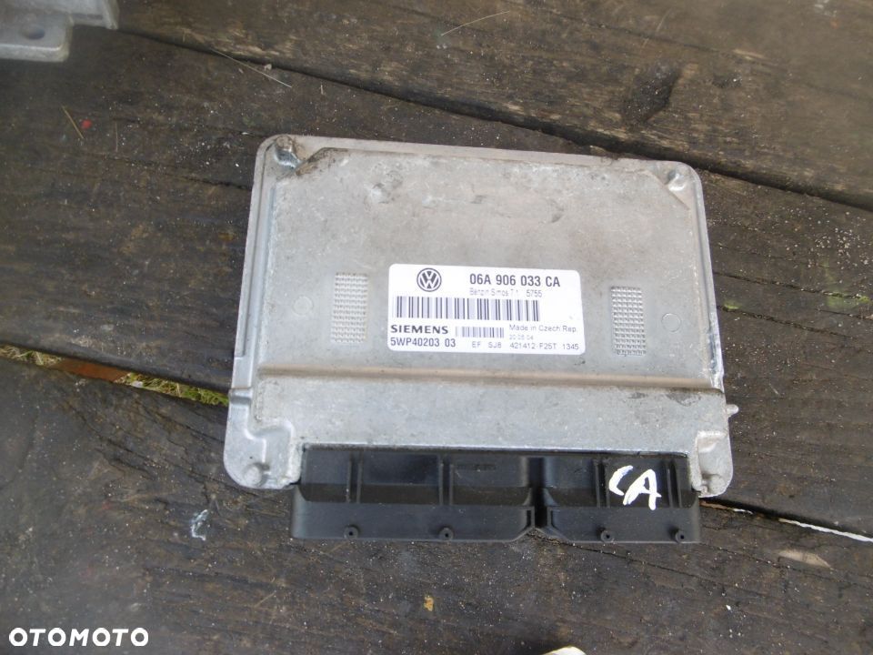 sterownik komputer Golf Audi 06A906033CA - 1