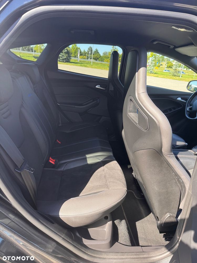 Ford Focus 2.3 EcoBoost RS - 18