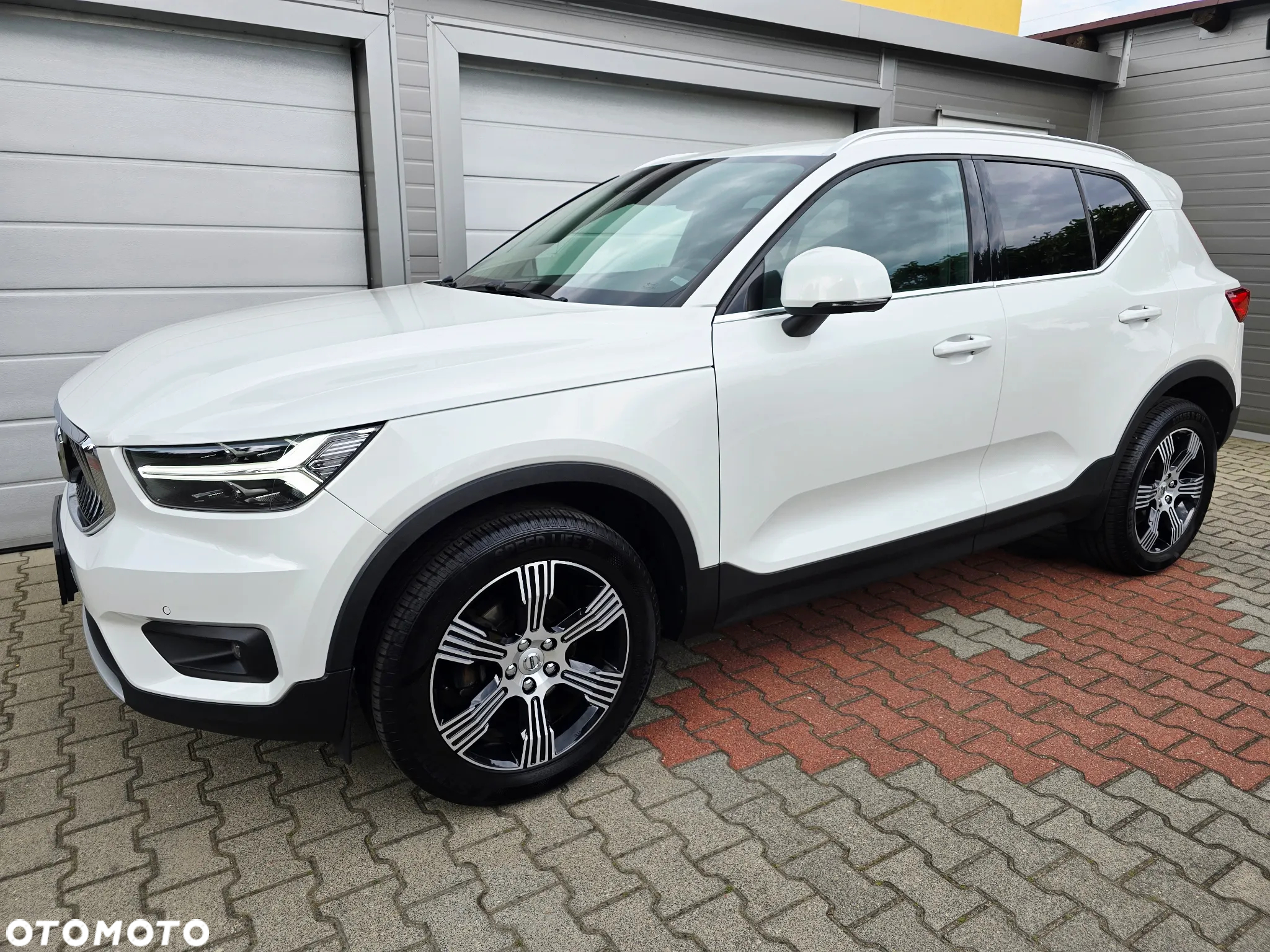 Volvo XC 40 T3 Inscription - 4