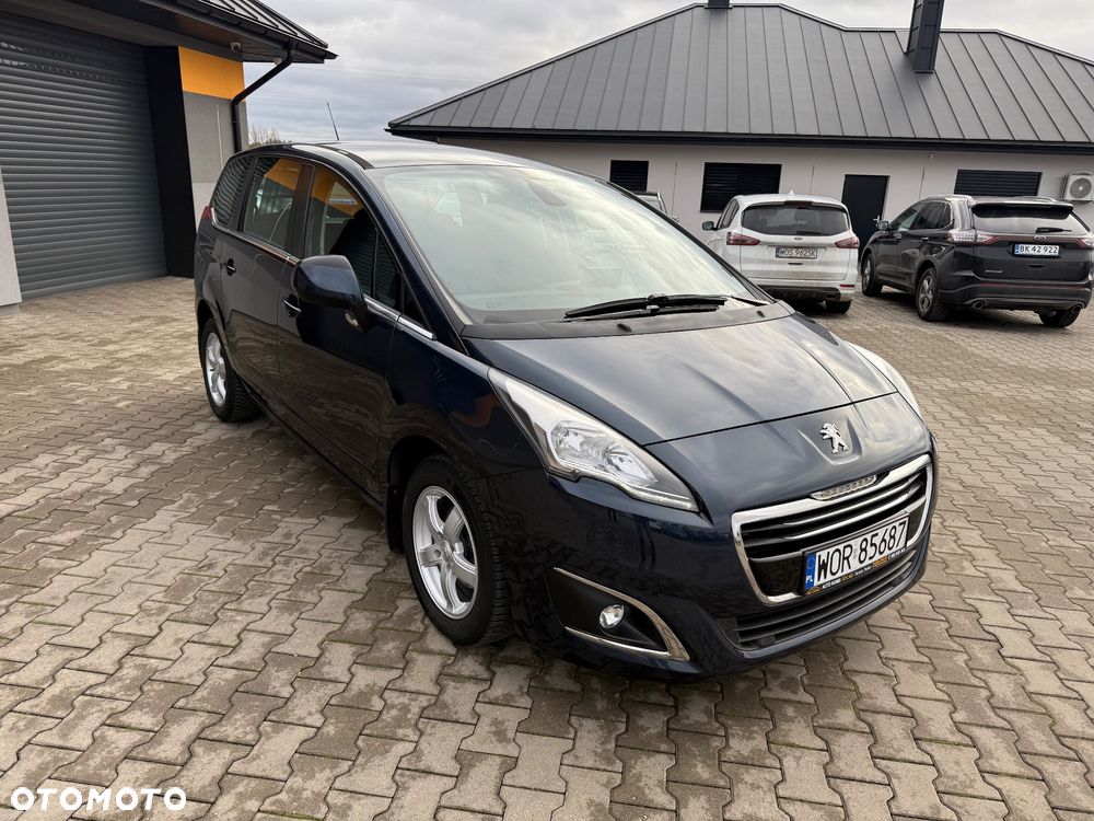 Peugeot 5008 - 12