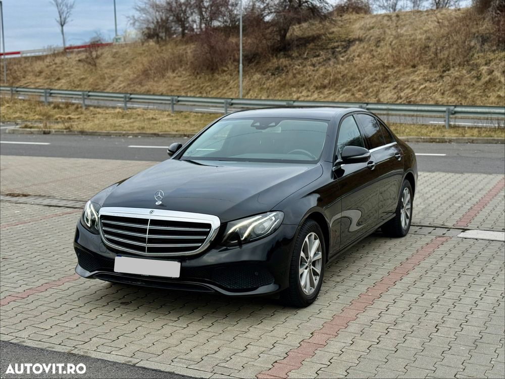 Mercedes-Benz E 220 d 9G-TRONIC - 1