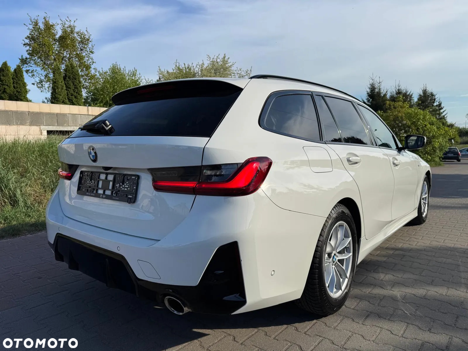 BMW Seria 3 320i Touring M Sport - 22