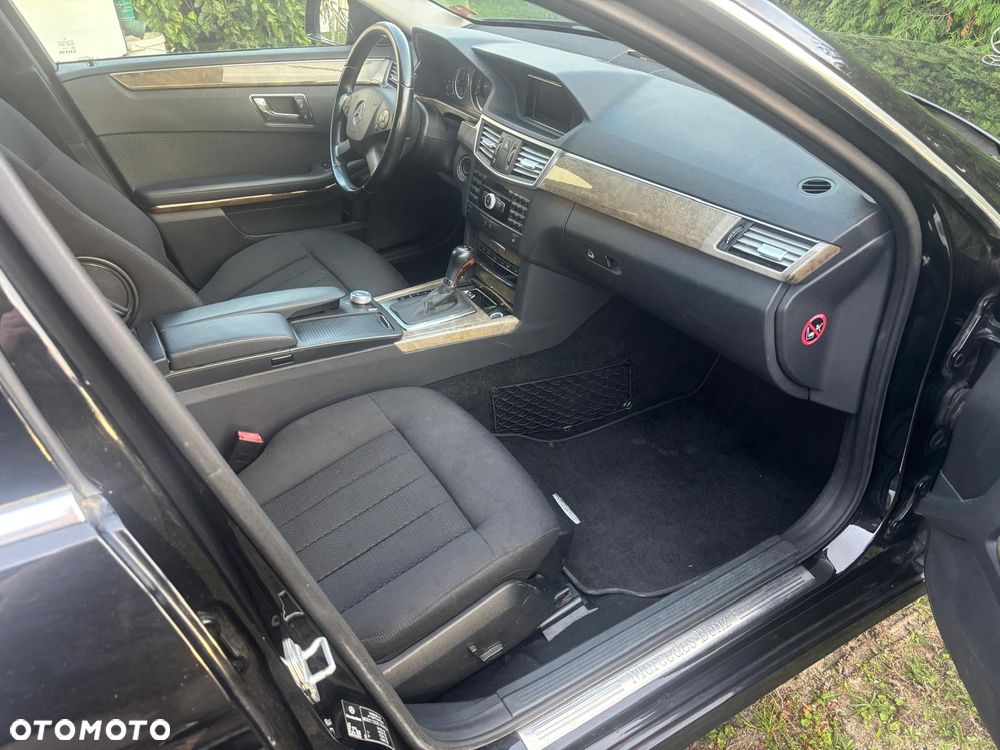 Mercedes-Benz Klasa E 250 CDI DPF BlueEFFICIENCY Automatik - 5