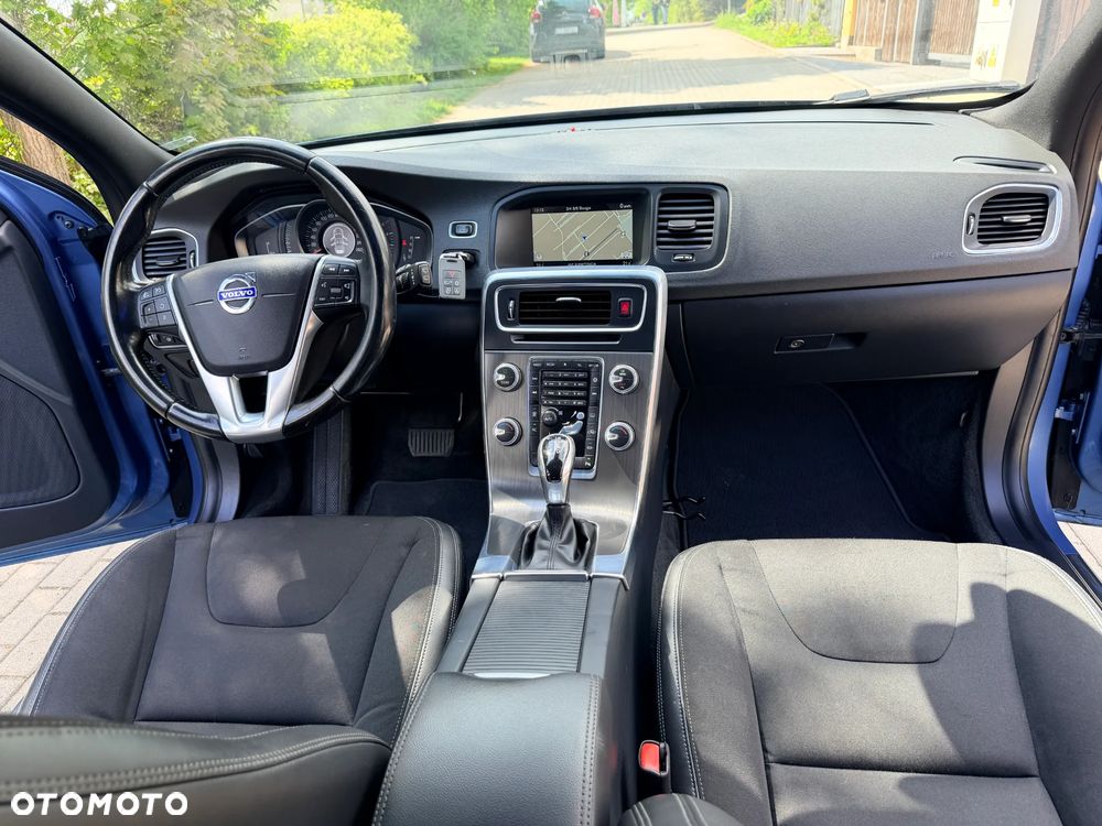 Volvo V60 D4 Drive-E Summum - 16