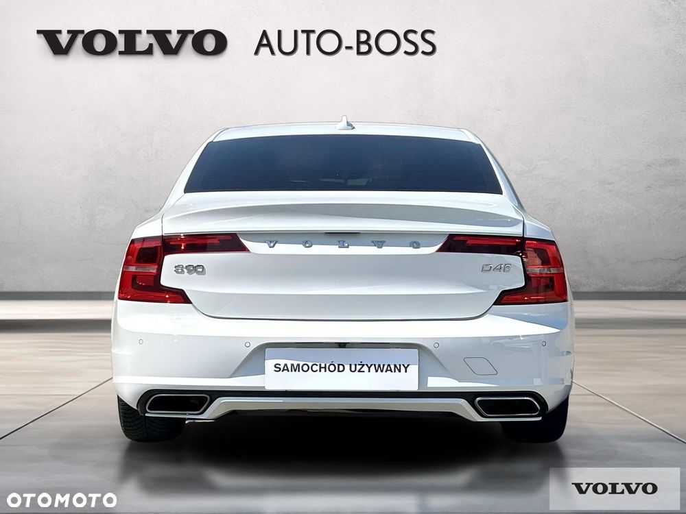 Volvo S90 - 4