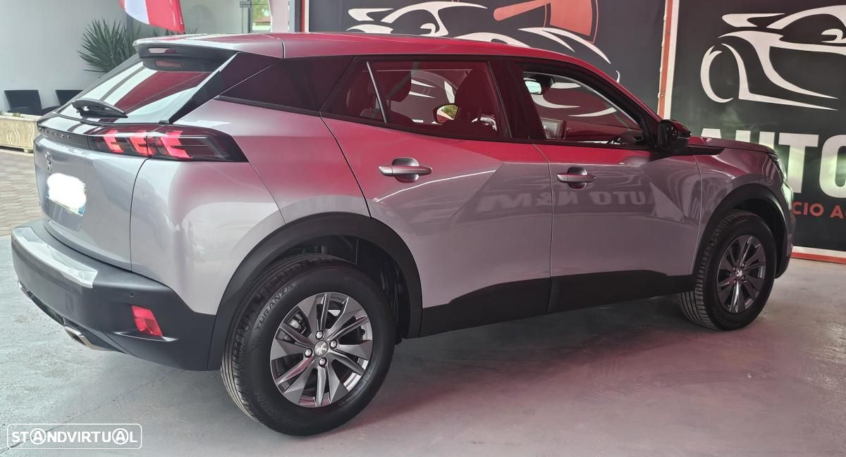 Peugeot 2008 - 8