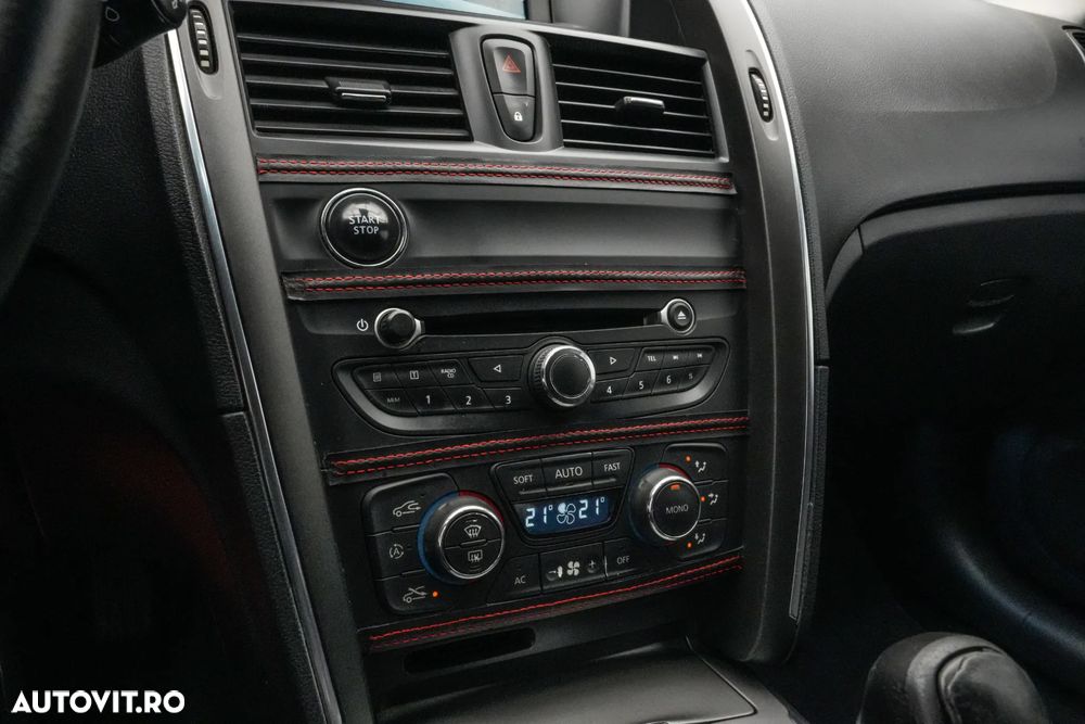 Renault Latitude 2.0 dCi Luxury CVA - 20