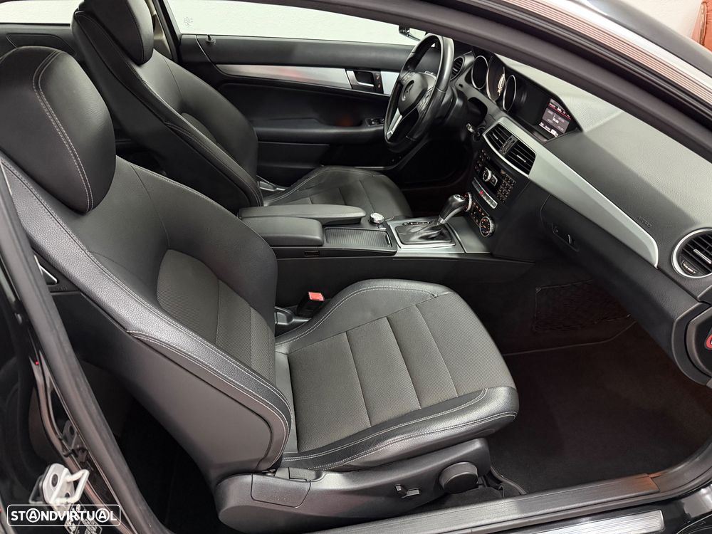 Mercedes-Benz C 220 CDI DPF (BlueEFFICIENCY) 7G-TRONIC - 24