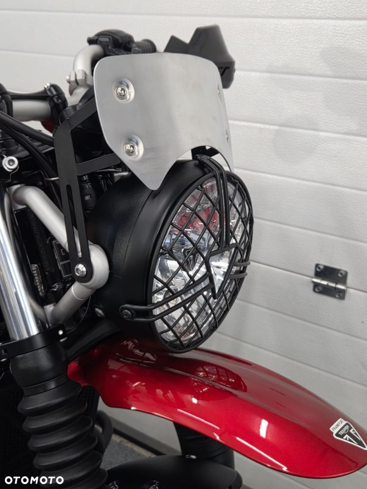 Triumph Street Scrambler - 15