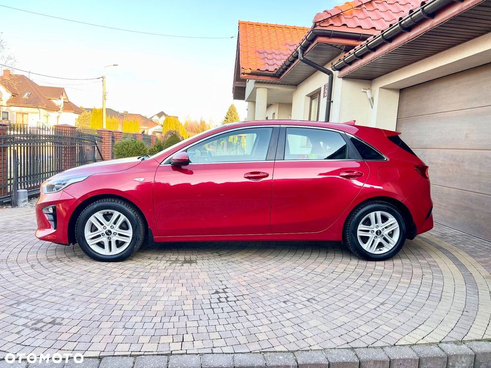 Kia Ceed 1.6 CRDi SCR M - 30