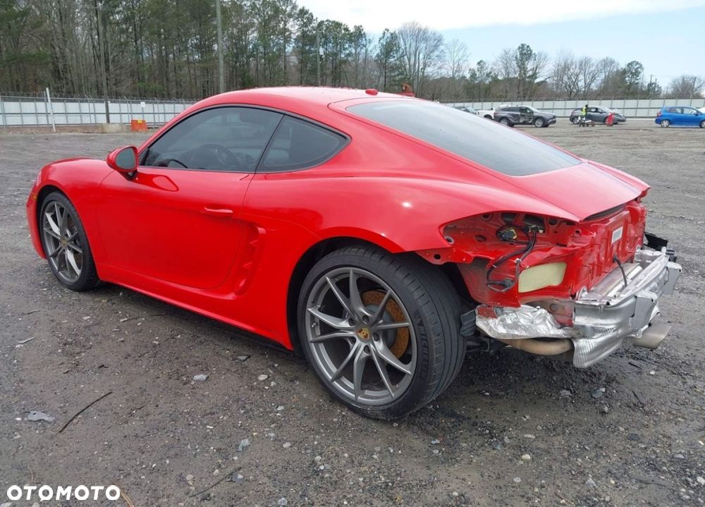 Porsche 718 Cayman - 5