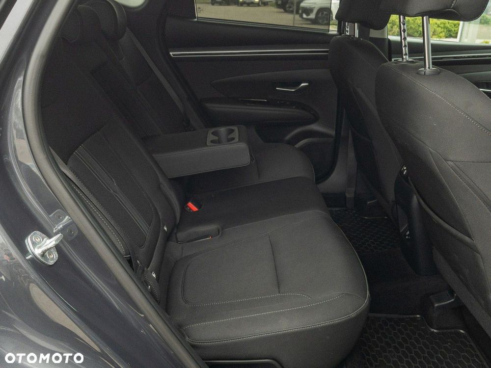 Hyundai Tucson 1.6 T-GDi 48V Platinum 4WD DCT - 28