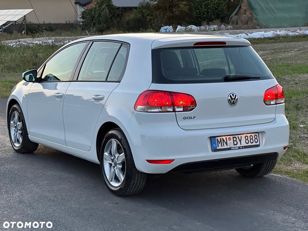 Volkswagen Golf - 4